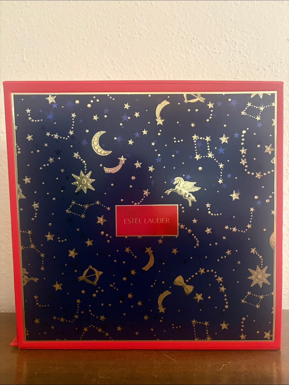 Estee Lauder Navy & Gold Celestial Bath & Body Gift Box